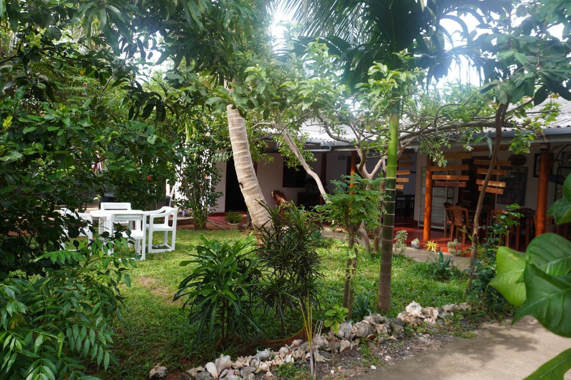 Vibushan Guest House Nilaveli Luaran gambar